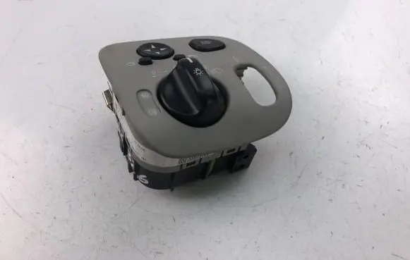 Mercedes-Benz C W203 Light switch A2035450504