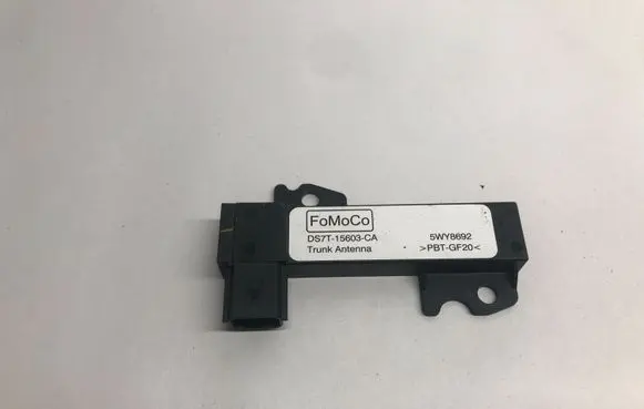 Ford Mustang VI Aerial GPS antenna DS7T15603CA