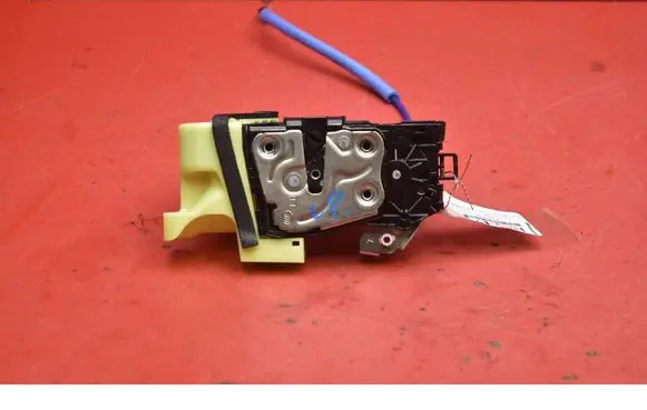 KIA Sportage Front door lock 81310R2010