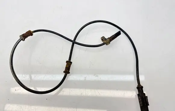 Subaru Legacy ABS rear brake sensor 27540AG04