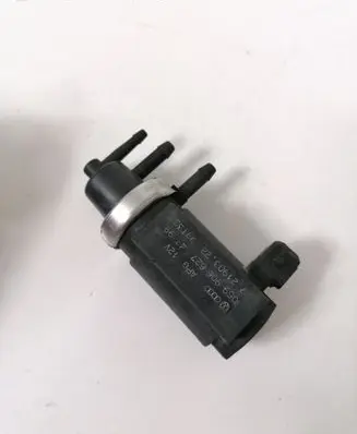 Audi A6 S6 C5 4B Turbo solenoid valve 059906627