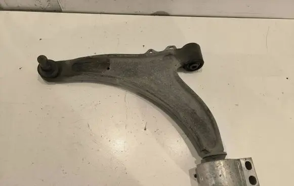 Opel Insignia A Front lower control arm/wishbone