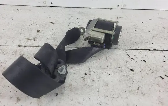 Skoda Octavia Mk2 (1Z) Front seatbelt 6047614
