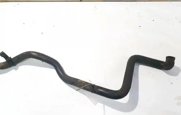 Iveco Daily 40.8 Engine coolant pipe/hose
