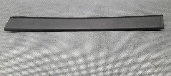 BMW 7 E23 Front door windshield rail 19443560