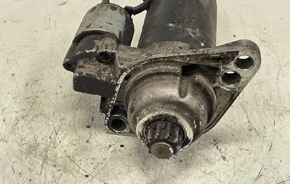 Volkswagen PASSAT B6 Starter motor