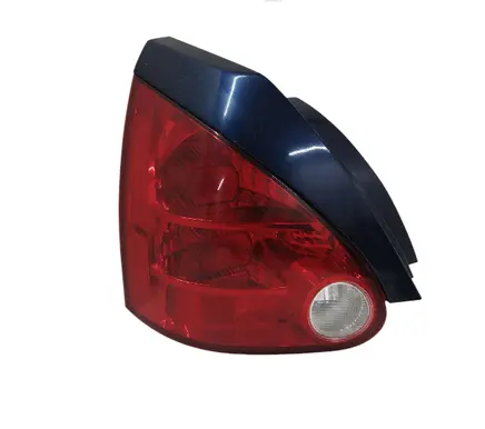 Nissan Maxima A34 Rear/tail lights 949600