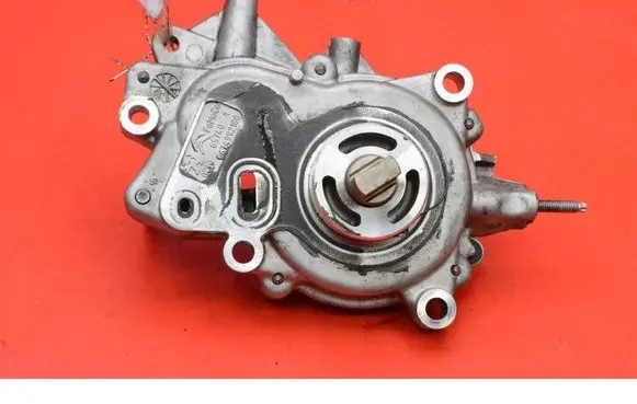 Ford S-MAX Vacuum pump 9674992280