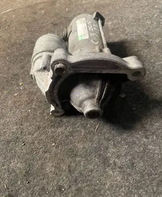 Citroen C3 Starter motor 9648644680 D6G3 22B0