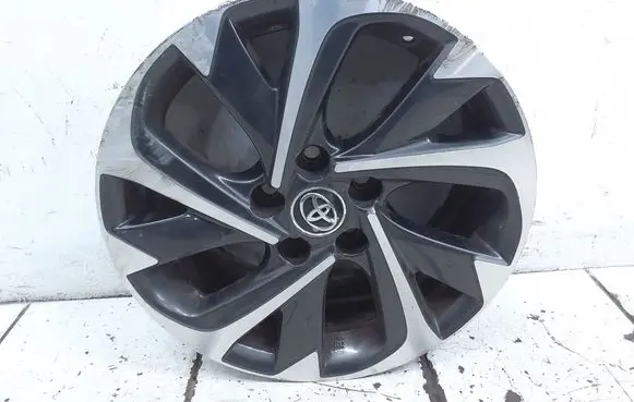 Toyota Prius+ (ZVW40) R17 alloy rim 4261102L90