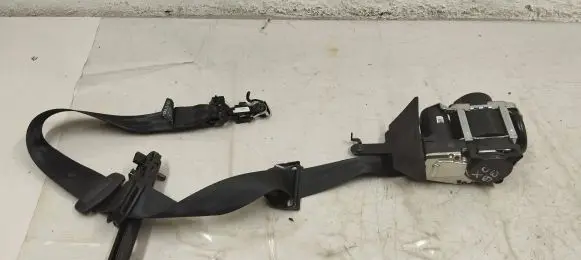 Volvo XC90 Front seatbelt 31675232