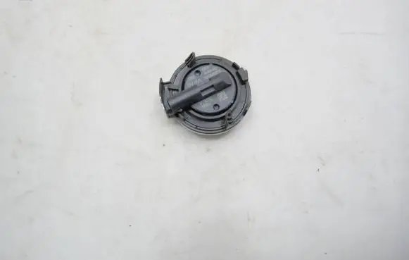 Volkswagen Golf VII Airbag deployment crash/impact sensor 5Q0959354 4382 10639