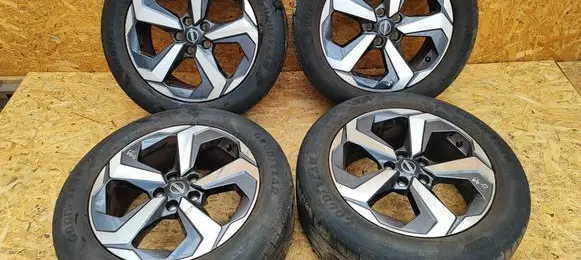 Nissan Qashqai J12 R18 alloy rim 403006UA4J 403006UA5A 23555R18