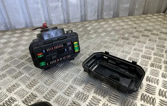 BMW 4 F32 F33 Fuse box set 9224872