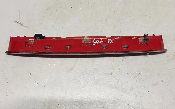 Volkswagen Golf VI Third/center stoplight 5K0945087B