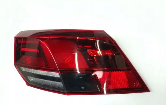 Volkswagen Golf VIII Rear/tail lights 5H0945096C