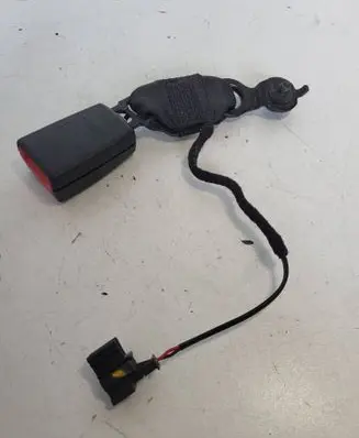 Volvo V60 Rear seatbelt buckle 7215744