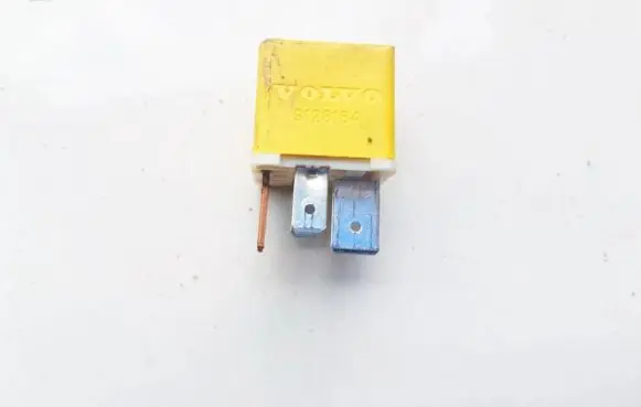 Volvo S70 V70 V70 XC Other relay 9128164 4ra003510-75