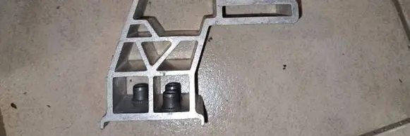 Mercedes-Benz E W213 Radiator mount bracket A2385010000