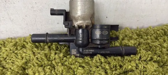KIA Sportage Fuel tank valve 31180P4800