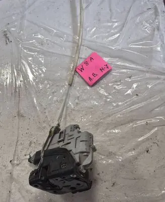 Audi A3 S3 8P Front door lock 4F1837016