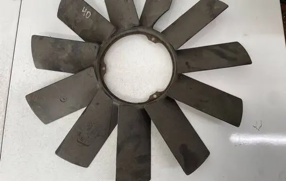 BMW 7 E38 Fan impeller 11521712110 11.52-1712110