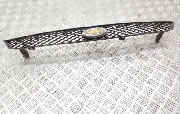 Ford Focus Front bumper upper radiator grill 98AB8200C