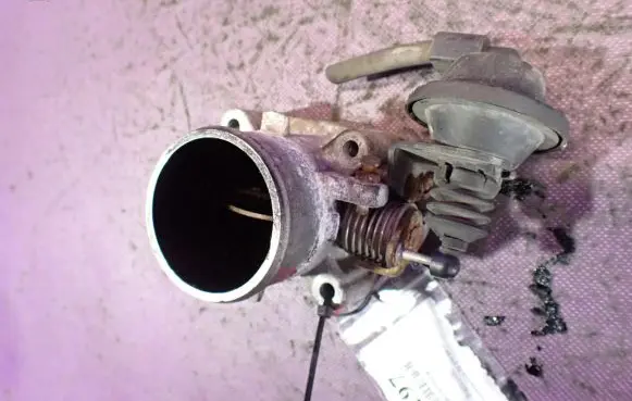 Hyundai i30 Throttle body valve 