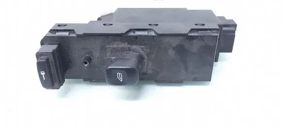 Volvo V70 Electric window control switch 30737519