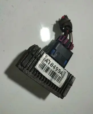 Opel Zafira B Glow plug pre-heat relay 55353011