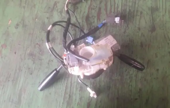 KIA Rio Wiper turn signal indicator stalk/switch