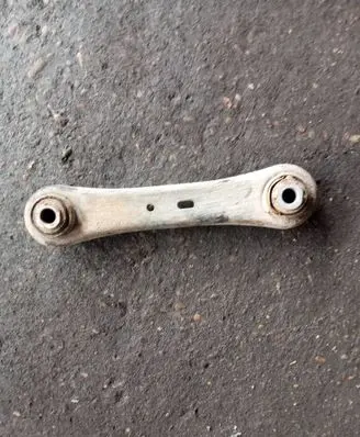 Volvo XC60 Rear control arm 6G915K743