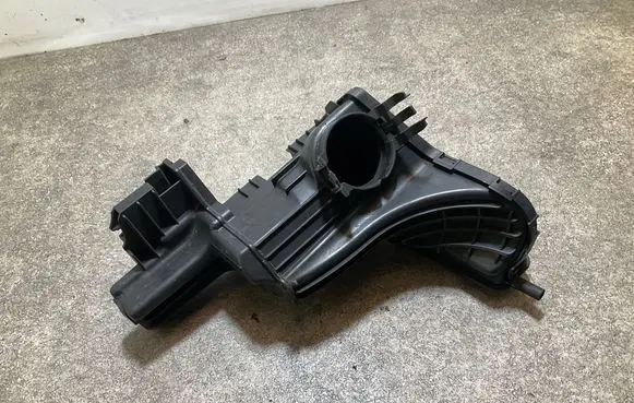Opel Grandland X Intake resonator 9814006180 100453 9689014180