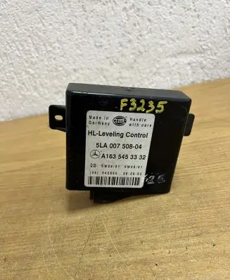 Mercedes-Benz ML W163 Light module LCM A1635453332 F3235