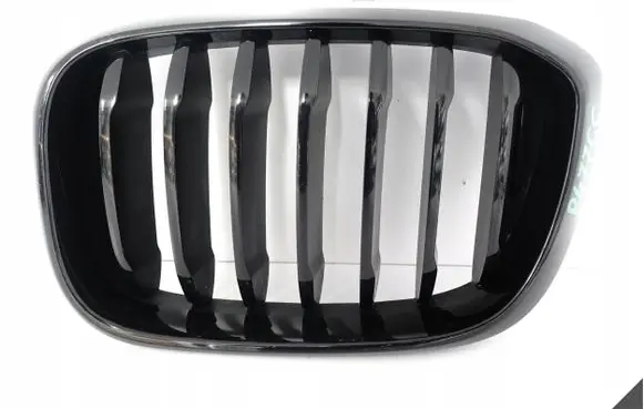 BMW X3 G01 Front bumper upper radiator grill 7478669