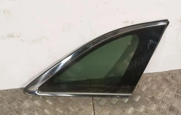 KIA Sorento Rear side window