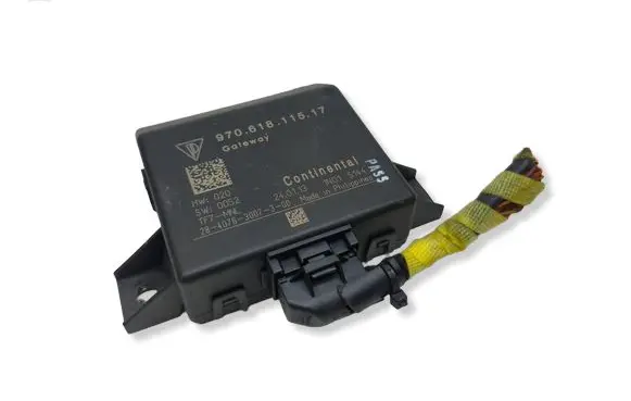 Porsche Panamera (970) Gateway control module 97061811517 28407630073