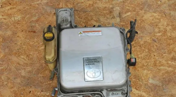 Toyota Prius (XW20) Voltage converter inverter G920047121