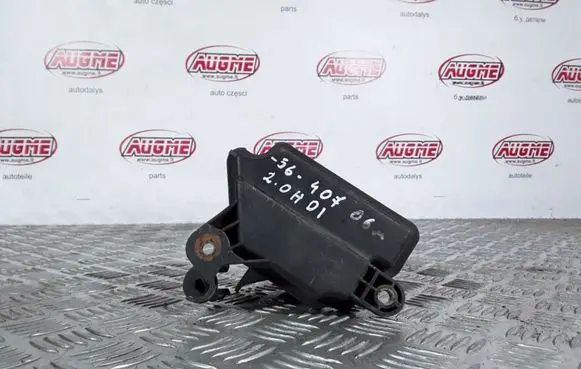 Vacuum air tank