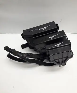 Renault Kadjar Fuse box set 243126382R 4BA0D 243824BA0B