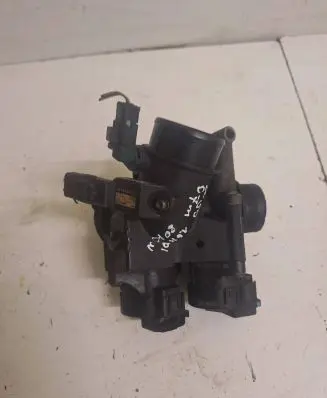 Volvo V50 Throttle valve 25352157
