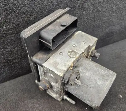 Audi A4 S4 B7 8E 8H ABS Pump 8E0910517H 8E0614517BF