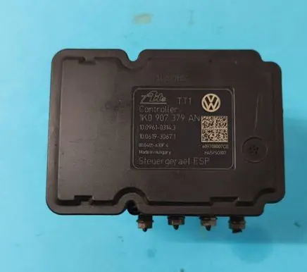 Volkswagen Golf VI ABS Pump 1K0907379AN 1K0614517BD