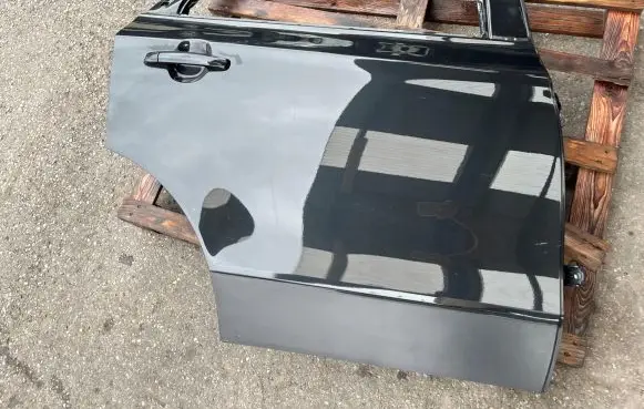 Suzuki SX4 S-Cross Rear door