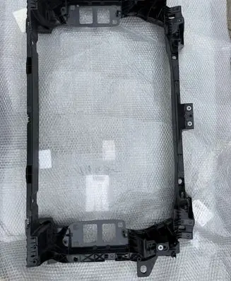 Volkswagen Touareg III Radiator support slam panel 760805588N