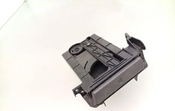 Toyota Prius+ (ZVW40) Cup holder GN62113310