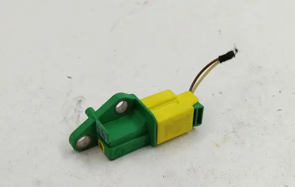 Audi Q7 4L Airbag deployment crash/impact sensor 8K0973323S