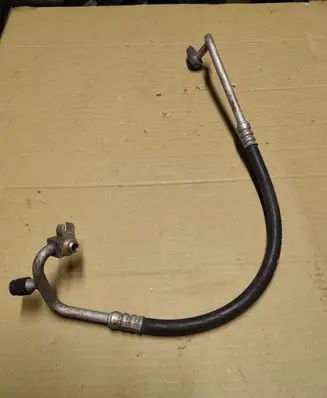 Chrysler PT Cruiser Air conditioning (A/C) pipe/hose 