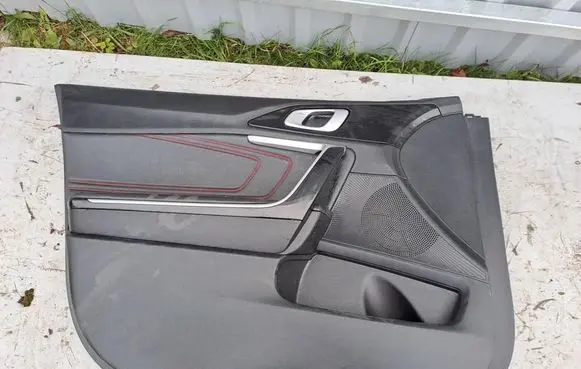 KIA Ceed Front door card panel trim 82332J7010 X8886