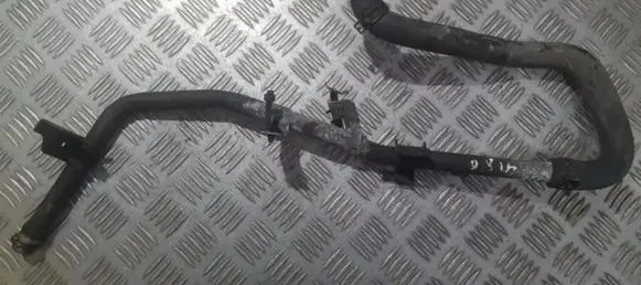 Nissan X-Trail T30 Engine coolant pipe/hose
